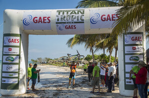 Diego Tamayo y Marlies Mejias Triunfan en la Titan Tropic Cuba by Gaes