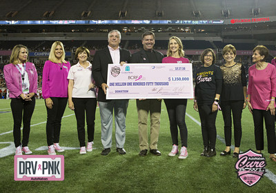 Left to Right: AutoNation Media Personality Monica Lacy, AutoNation Chief Financial Officer/Executive Vice President Cheryl Miller, BCRF Advisory Board Member, Mrs. Alice Jackson  (wife of Mike Jackson, AutoNation Chairman, CEO & President), Orlando Sports Foundation President of the Board, Jeff Lagos, Orlando Sports Foundation Executive Director, Alan Gooch, BCRF Co-Chairman of the Board of Directors Kinga Lampert, UCF College of Medicine Associate Professor, Dr. Annette Khaled, UCF College of Medicine Vice President for Medical Affairs and Dean, Dr. Deborah German, BCRF President and Chief Executive Officer Myra Biblowit