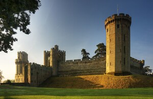 Warwick Castle in Engeland introduceert nieuwe Rozenoorlogen als attractie