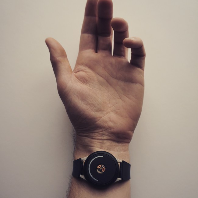 doppel: the first wearable that changes your mood
