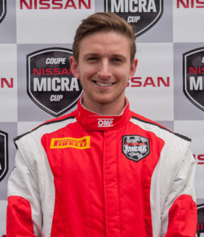 Le pilote de la Coupe Nissan Micra, Stefan Rzadzinski, rassemble sa communauté pour gagner sa place au sein de la compétition annuelle Race Of Champions