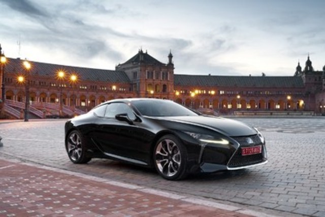 AVIS AUX MÉDIAS : Venez vivre une expérience extraordinaire à l'occasion de la première canadienne de la Lexus LC 500h, notre coupé hybride porte-étendard, au Salon international de l'auto de Montréal