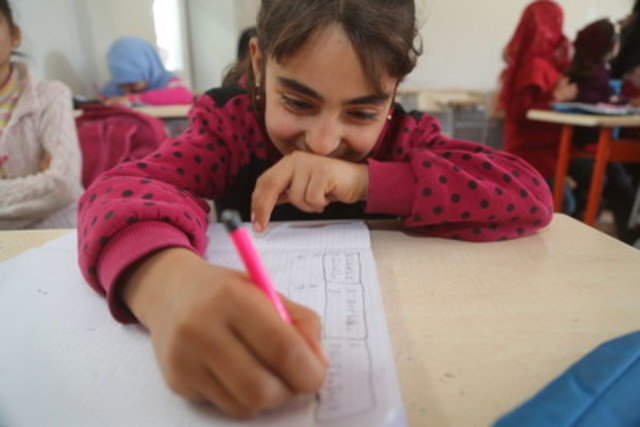 Selon l'UNICEF, plus de 40 pour cent des enfants syriens réfugiés en Turquie ne sont pas scolarisés, malgré une augmentation massive des taux d'inscription