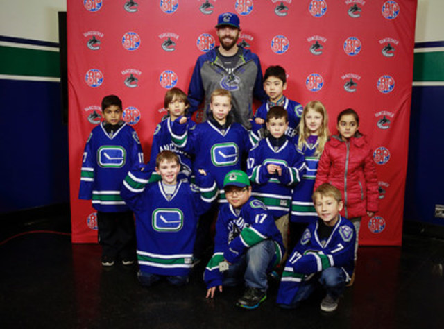 Boston Pizza's "Canuck for a Day" &amp; Family Skate