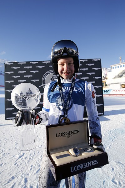 "Longines Future Ski Champions 2017" Erika Pykalainen - Zoom Agency Longines (PRNewsFoto/LONGINES)