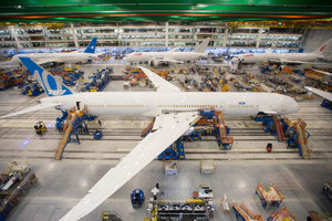 Boeing Media Advisory: Boeing 787-10 Dreamliner Debut