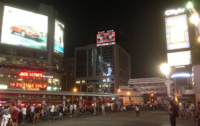 Ryerson University Selects Sunset Neon to Install Sam the Record Man Signs