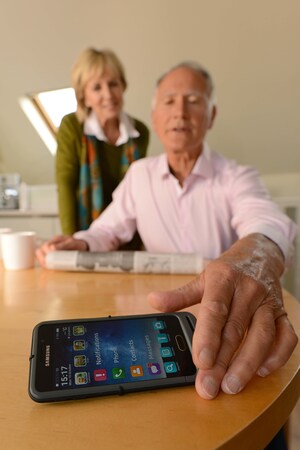 British Startup Zone V Unveils New Technology to Help the 46% of Over 50s Who Struggle With Their Smartphones