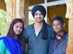 Shourya Kumar Lal - ஒரு குழந்தை இசை மேதை; 'Albee' என்னும் Shourya உடைய முதல் இசை வீடியோவின் முன்னணி கதாபாத்திரத்தில் தொலைக்காட்சி நட்சத்திரம் Shakti Arora