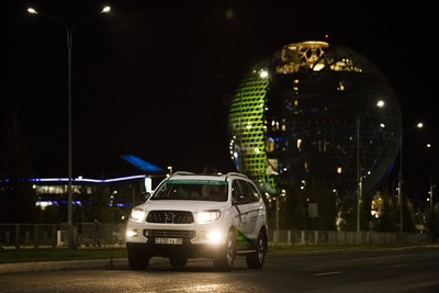 FOTON SAUVANA working for China Pavilion at midnight