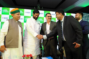 Raghunandan Money Honoured With Krishi Pragati Awards 2017 by NCDEX