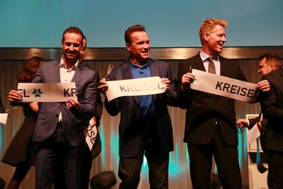From left to right: Christian Schlögl (CEO Kreisel Electric), Arnold Schwarzenegger, Patrick Knapp-Schwarzenegger, strategic partner at Kreisel Electric, opening the new Kreisel Electric high-tech research and development center.(Copyright: Martin Hesz / Kreisel Electric) (PRNewsfoto/Kreisel Electric)