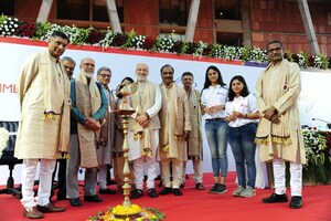 Ahmedabad University Holds its 7th Annual Convocation - Awards Degrees in Engineering, Management, Computer Studies and Life Sciences