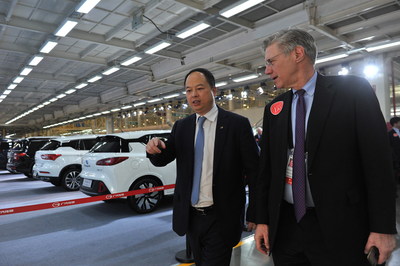 Yu Jun, president of GAC Motor with the Forum’s guests