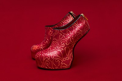 Heel-less Shoes by Noritaka Tatehana, Photo: GION