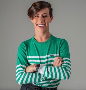 Davi Mateus leva sucesso da Internet para os palcos de Maceió