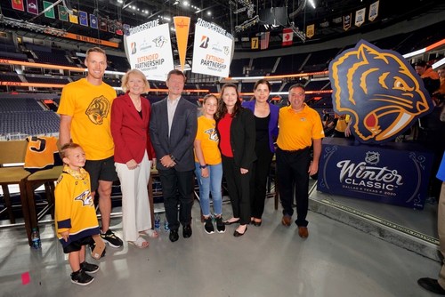 (From L-R): Nashville Predators Goaltender Pekke Rinne; Bridgestone Americas’ Chief Administrative Officer and Executive Vice President Christine Karbowiak, President, Americas Tire Business TJ Higgins, Chief Financial Officer Amanda Mathis, and Vice President, Marketing, Consumer and Customer Engagement Amber Holm; and Nashville Predators President and CEO Sean Henry celebrate the new extension as part of the team’s annual season-opening Preds Fest at Bridgestone Arena on Sunday, September 29, 2019. Photo courtesy of the Nashville Predators and Bridgestone Americas.
