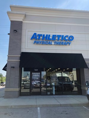 Our clinic is conveniently located at Hwy 63 and Broadway, near Panera Bread.