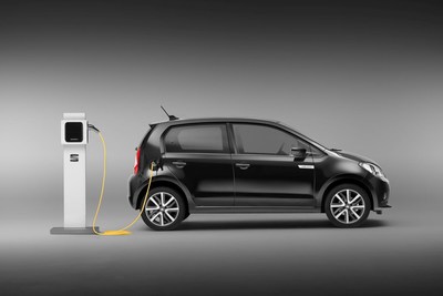 There are now about 100,000 charging stations in the EU and by 2025 the European Commission expects this figure to increase 20 times, up to 2 million stations.