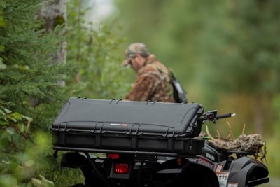 NANUK Waterproof Protective Long Gun Cases. Adding to the already-impressive tandem of long gun cases from NANUK, the new 985 case is built with the same uncompromising waterproof, dustproof and indestructible characteristics that make the 990 and 995 cases industry standards. NANUK Waterproof Protective Long Gun Cases. Adding to the already-impressive tandem of long gun cases from NANUK, the new 985 case is built with the same uncompromising waterproof, dustproof and indestructible characteristics that make the 990 and 995 cases industry standards.