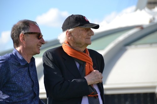 Michel Labrecque et Roger Taillibert, lors d’une visite au Parc olympique, en 2016 (Groupe CNW/Parc olympique)