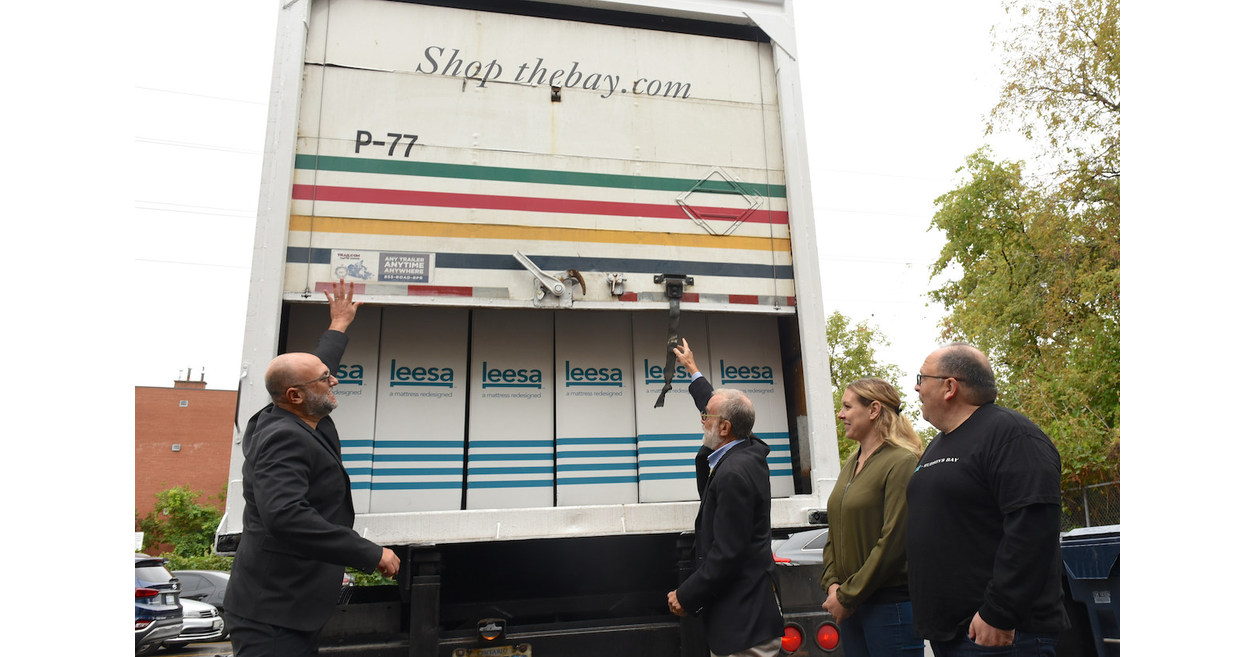 Leesa Sleep and Hudson's Bay Donate 500 Leesa Mattresses to Canadians