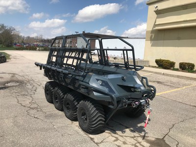 Briggs & Stratton collaborated with ARGO® XTV, a manufacturer of extreme terrain vehicles, to apply the first Vanguard Battery solution.