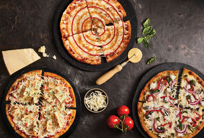 Pizza Pizza prsente les  pizzas gourmet minces  : une gamme de recettes d'inspiration gastronomique en format individuel (Groupe CNW/Pizza Pizza Limited)