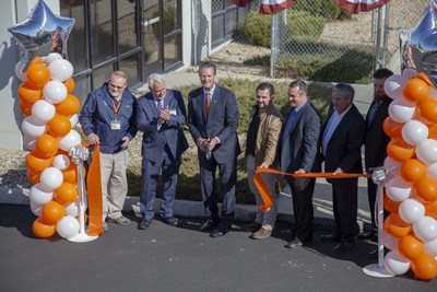 Left to right: Ravenswood Solutions employee RJ Greene; Boise Mayor David Bieter; Ravenswood CEO, Dan Donoghue; Ravenswood employees Andrew Power, Kipp Peppel, Chris Terndrup, and Patrick Young celebrate the official opening of Ravenswood Solutions' newest facility in Boise, Idaho.