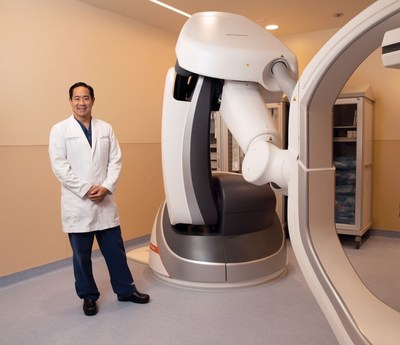 Wang Teng, M.D., F.A.C.S., MemorialCare Saddleback Medical Center peripheral vascular services medical director, is among the physicians performing the groundbreaking TCAR procedure, the minimally invasive carotid artery disease treatment that reduces strokes. Dr. Teng is shown in Saddleback Medical Center&rsquo;s Hybrid Operating Suite, featuring highly advanced imaging technology, and combining diagnostic capabilities of a catheterization laboratory with surgical functions of an operating room. This allows the care team to easily switch from a catheterization lab to an operating room during procedures that may need special care. The advanced imaging, including 3D reconstruction, assists in time-of-care diagnosis and expedites treatment.