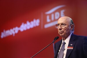 Henrique Meirelles reafirma importância das diretrizes econômicas