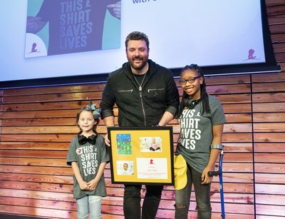 Multi-platinum country music entertainer Chris Young visits with St. Jude patients at Apple Music Curator launch.