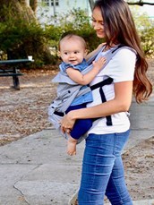Mamapod is an innovative, ergonomic baby carrier that combines the comfort of a traditional soft carrier and with structured hip support. Mamapod alleviates many common baby carrier issues, including a lack of back and shoulder support, breathability and comfort and safety for your baby.