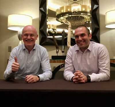 Left: Hans-Ulrich Frech, Global Vice President; GELITA. Right: Alexander Lorestani, CEO and co-founder; Geltor. Left: Hans-Ulrich Frech, Global Vice President; GELITA. Right: Alexander Lorestani, CEO and co-founder; Geltor.
