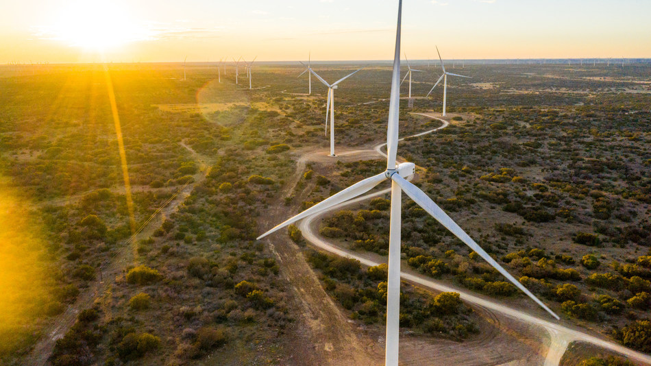 With ENGIE’s portfolioRE solution, customers in ERCOT can buy physical volumes from Live Oak, a 200 MW wind farm in San Angelo.