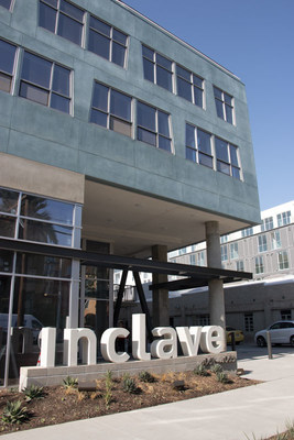 Designed by noted architects Gustaf Soderbergh and Peter Petraglia of VTBS, INclave combines an attractive mid-century modern/industrial design with numerous amenities shared by the tenants. Ten by Bar Nine provides the caf and catering services. On the second-floor mezzanine, there is a well-equipped gym and yoga studio with adjacent terrace; a business center with several meeting rooms and a quiet work area; and a lounge with a kitchen, TV area, pool table, and more.