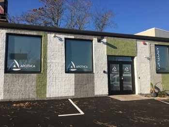 The exterior of Apothca's Lynn dispensary