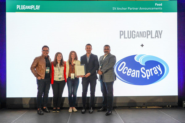 From left to right: Rizal Hamdallah, Chief Global Innovation Officer at Ocean Spray, Lisa Torino, Director of Hub Platform Strategy at Ocean Spray, Katy Latimer, VP of Research & Development at Ocean Spray, Michael Ohmstead, CRO of Plug & Play, and Bobby Chacko, CEO of Ocean Spray at the announcement of the Ocean Spray and Plug and Play partnership.