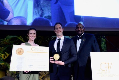 “Best Medical Technology:” Abbott, FreeStyle® Libre 14 Day Flash Glucose Monitoring System “Best Medical Technology:” Abbott, FreeStyle® Libre 14 Day Flash Glucose Monitoring System