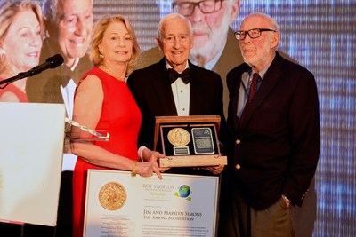Roy Vagelos Pro Bono Humanum Award recipients, Jim and Marilyn Simons of the Simons Foundation Roy Vagelos Pro Bono Humanum Award recipients, Jim and Marilyn Simons of the Simons Foundation