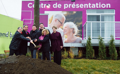 Louis Arcand, Political attach representing Jonatan Julien, Minister of Energy and Natural Resources and Member of Charlesbourg, Pierre Paul-Hus, Member of Parliament, Charlesbourg?Haute-Saint-Charles, Francis Charron, President of Batimo, Vincent Dufresne, President of the Charlesbourg Agglomeration Council and Qubec City Councillor, Michelle Morin-Doyle, Qubec City Councillor and Deputy Mayor, and Angela Grottoli, Vice President, Real Estate Integration at Chartwell Retirement Residences (CNW Group/Chartwell Retirement Residences)