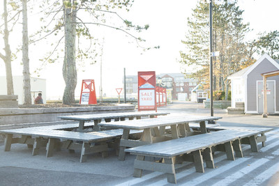 The Ultimate Picnic Table, as unveiled by Sobeys Inc. today. In total, the company will divert 720,000 plastic bags from the landfill to make waterfront benches and picnic tables for public spaces along Atlantic Canadian shores. (CNW Group/Sobeys Inc.)