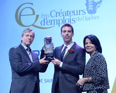 Nova Bus, gagnant du Prix crateurs d'emplois du Qubec dans la catgorie Champion pour la rgion des Laurentides (Groupe CNW/Nova Bus)