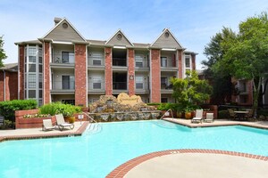 ClearWorth Capital Adds to Houston Portfolio with Acquisition of Steeplecrest Apartments