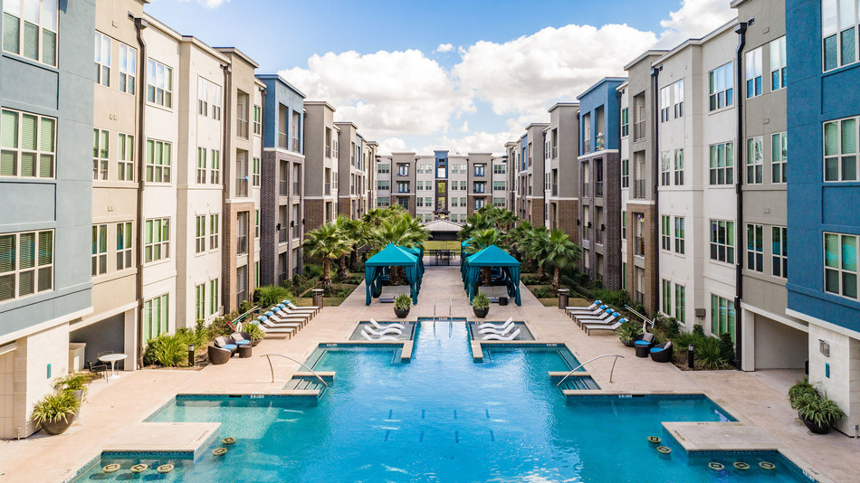 Embrey Sells Everly Apartments in Houston; Will Continue to Manage