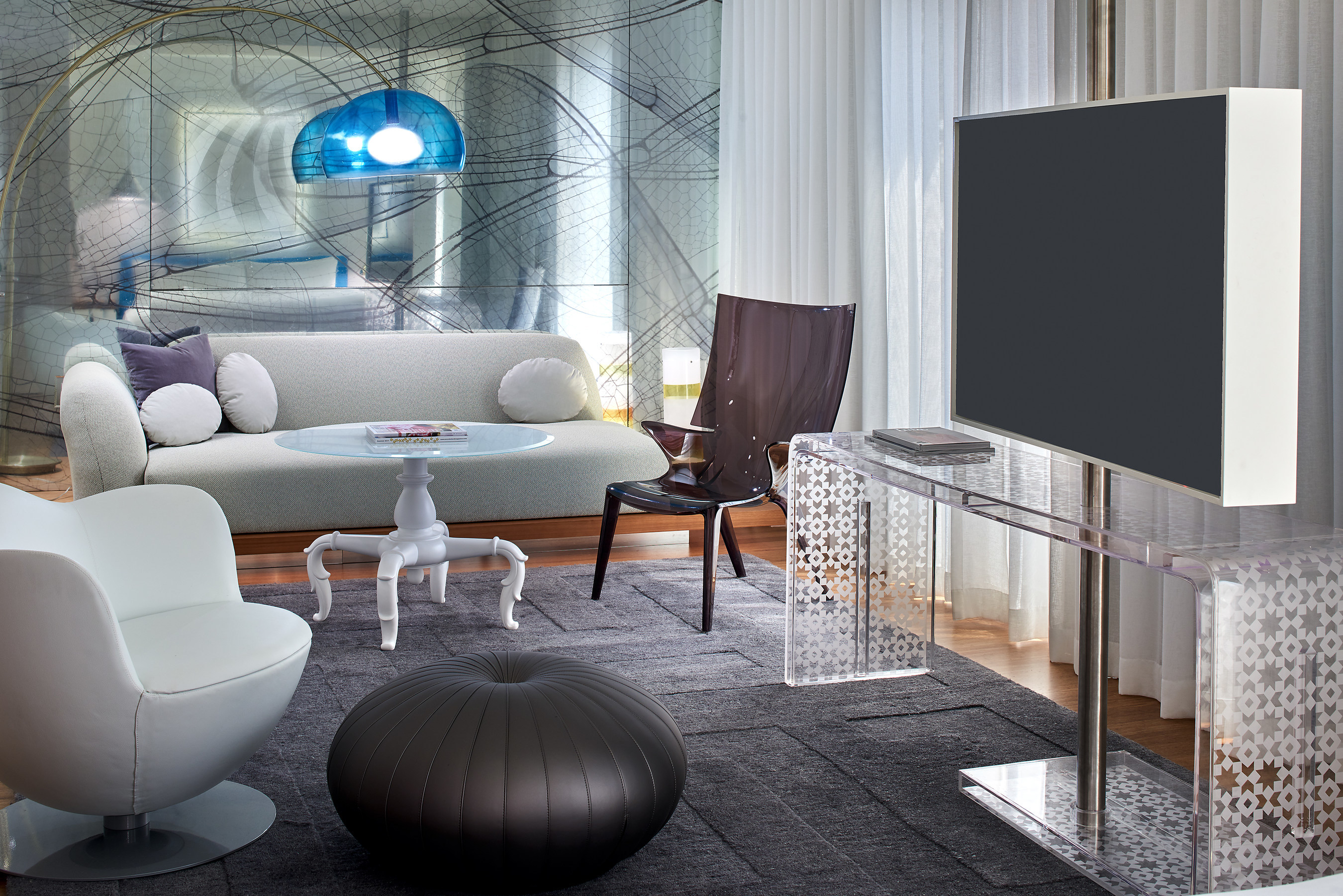 Sbe S Iconic Mondrian Los Angeles Officially Debuts Its Highly Anticipated Hotel Redesign