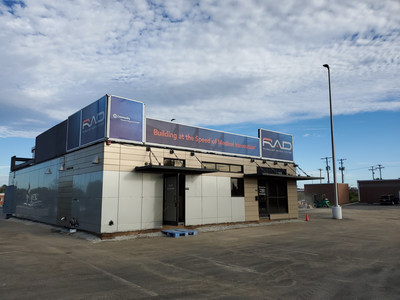 The RAD TRV arrives with a pre-installed and pre-commissioned linear accelerator. The RAD TRV arrives with a pre-installed and pre-commissioned linear accelerator.