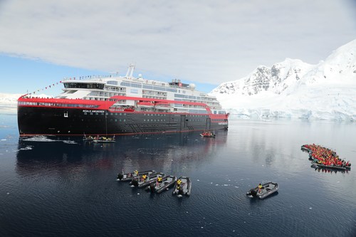 Hurtigruten Makes History with First -Ever Cruise Ship Naming in Antarctica