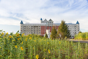 Walker &amp; Dunlop Lends $48 Million for Castle-Themed Apartment Community in Michigan