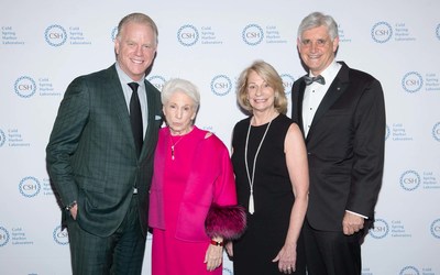 (l to r) Double Helix Medal dinner honorees Boomer Esiason and Dr. Nancy Wexler, CSHL Board of Trustees Chairman Marilyn Simons, and CSHL President and CEO Bruce Stillman. Photo Credit: Michael Ostuni/PMC/PMC